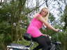 Pedal_starting_lady_03l